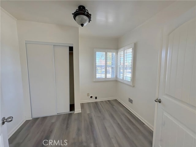 Building Photo - 587 E Arrow Hwy