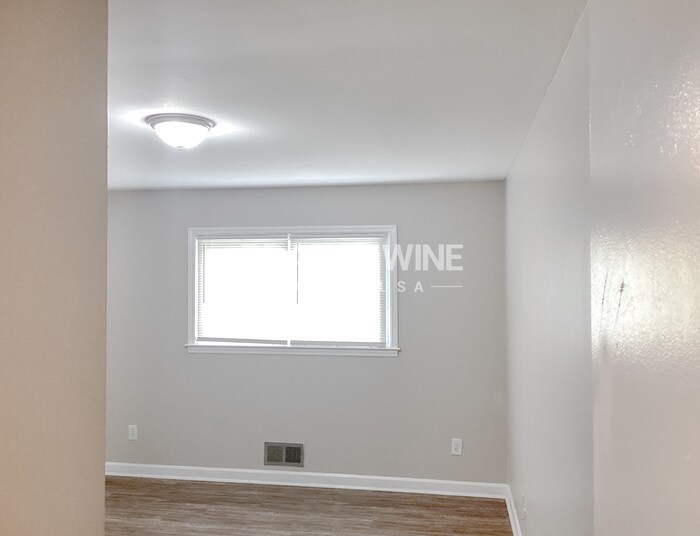 Building Photo - 6232 Lance Ln