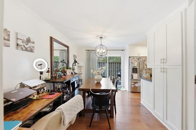 Building Photo - 15 Arpege Way NW