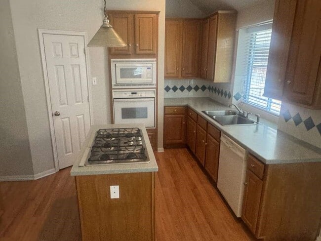 Building Photo - 1734 Teal Brook Ln