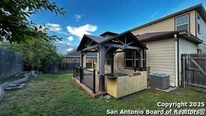Building Photo - 1323 Hummingbird
