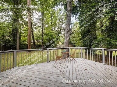 Building Photo - 1823 Marilon Dr