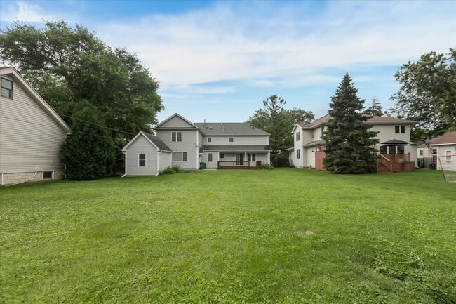 Building Photo - 927 S Charlotte St