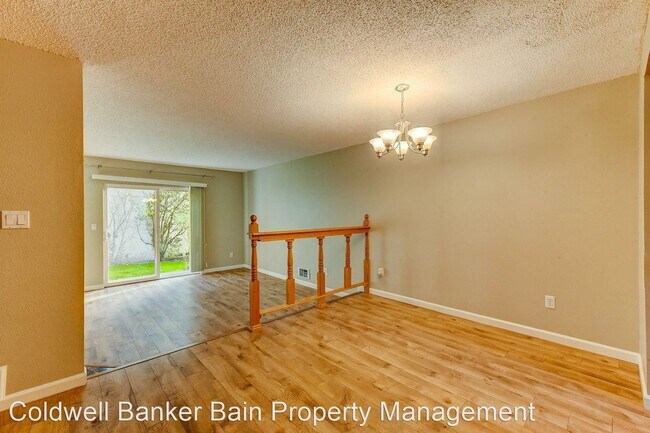 Building Photo - 12838 SE 41st Ln