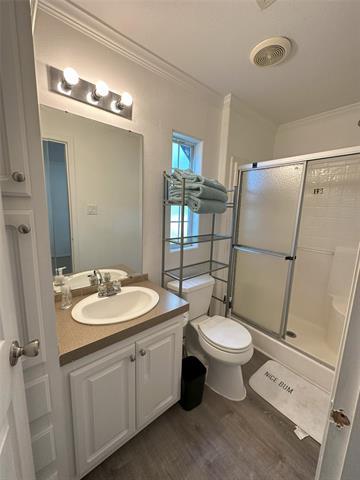 Building Photo - 5529-5531 Mesa Cir