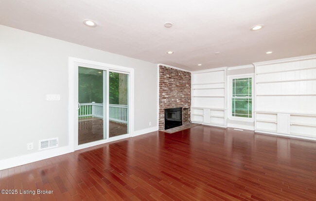 Building Photo - 7110 Fox Harbor Rd