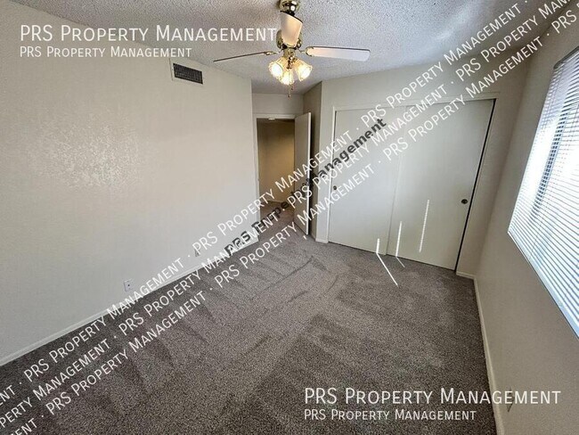 Building Photo - 85 S Crestview St