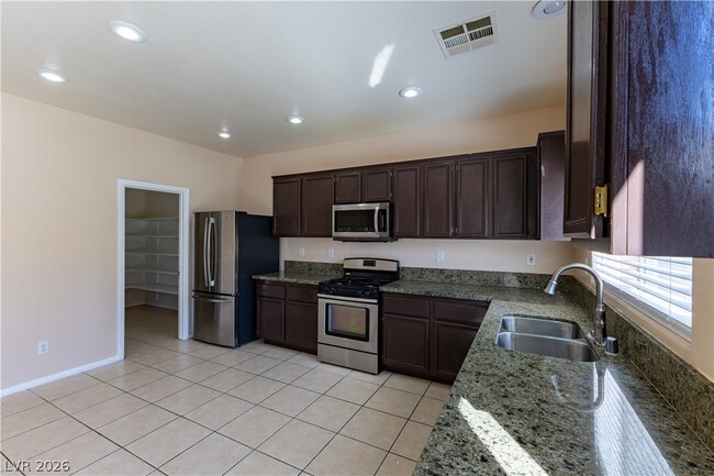 Building Photo - 5009 Granite Creek Ct