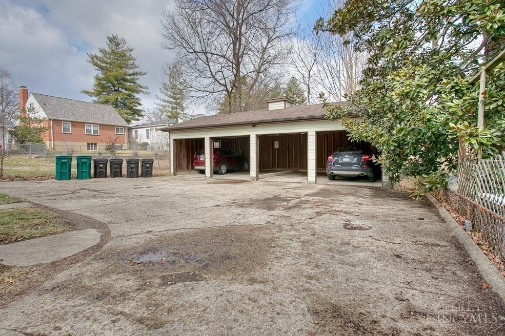 Building Photo - 3250 Nash Ave