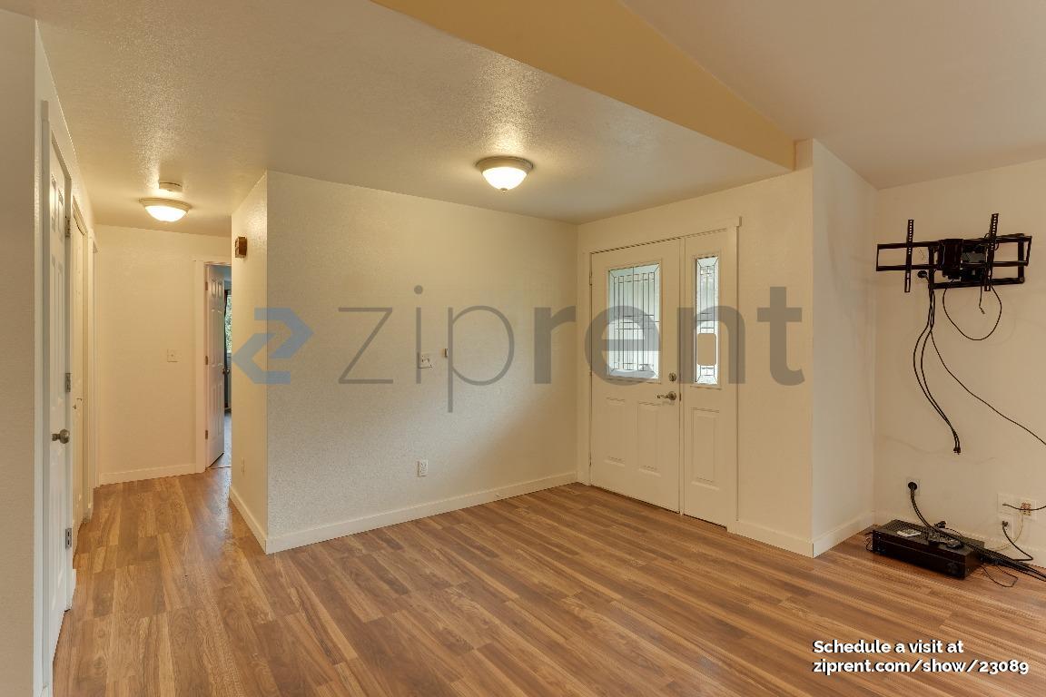 Building Photo - 234 W Jensen St