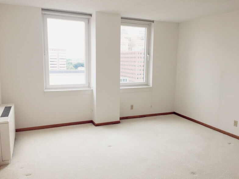 bedroom 1 - 220 S Broadway