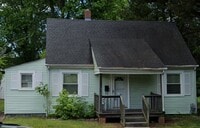Building Photo - Charming 4 bd, 2 bth with 2 room Master Suite