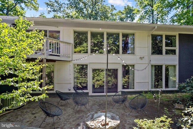 Building Photo - 3418 Annandale Rd