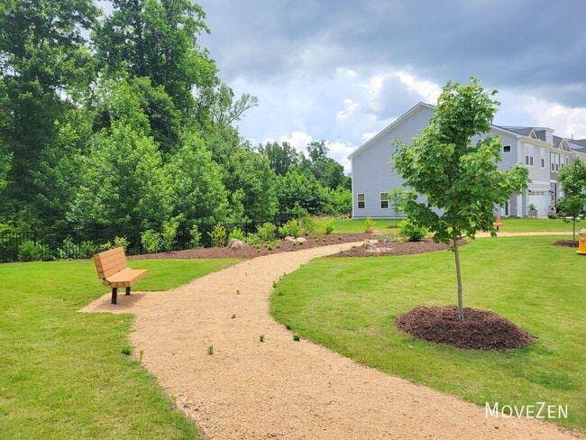 Building Photo - 227 Sweetbay Tree Dr