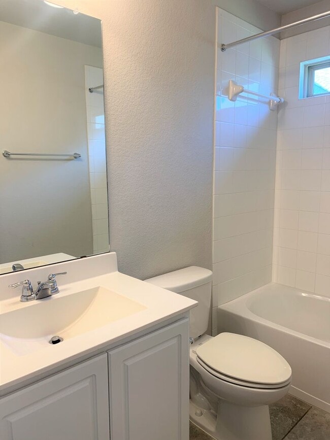 Building Photo - 3-Bedroom/2-Bath Home in Leander ISD