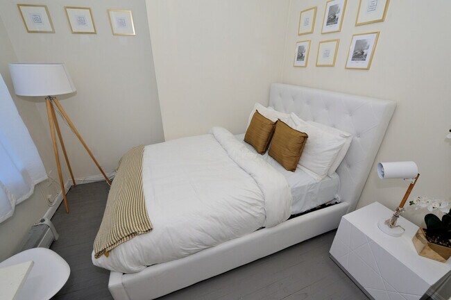 Building Photo - 478 9th Ave