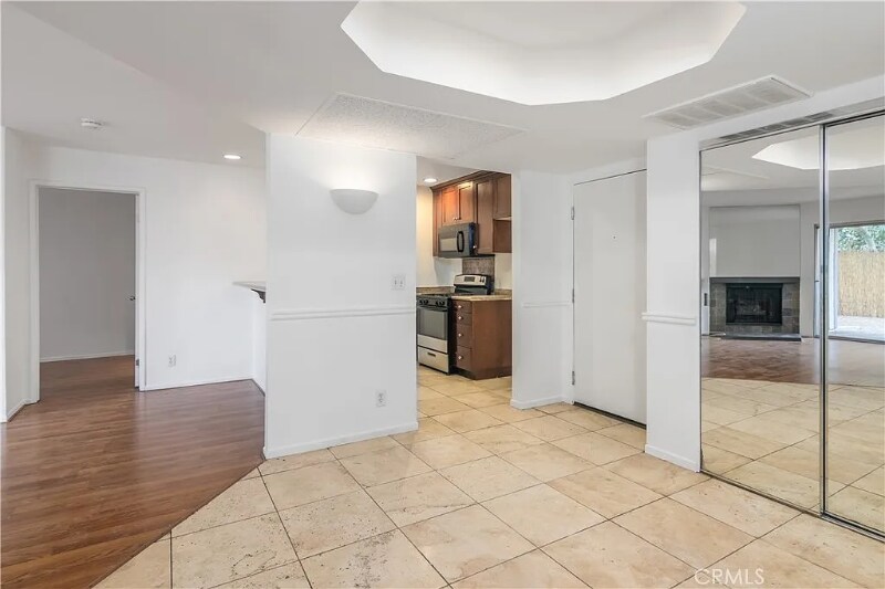 Building Photo - 20253 Keswick St