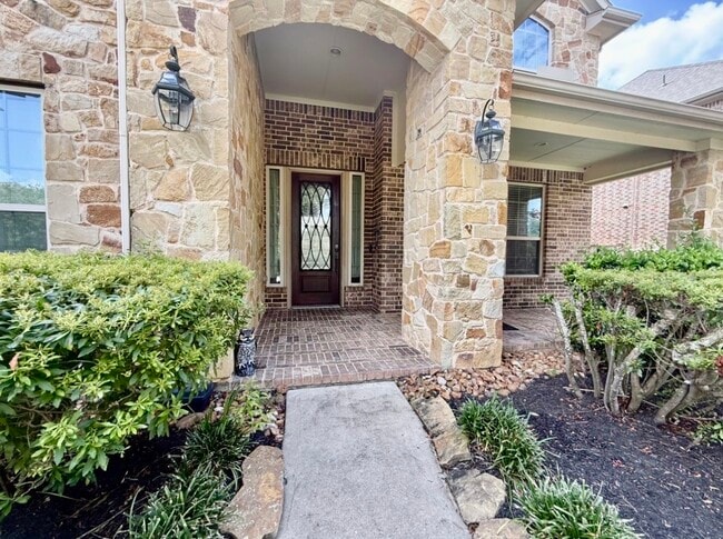 Building Photo - 10314 Hatcher Dr