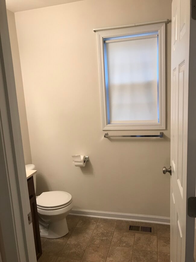 Building Photo - 2034 Tula Dr