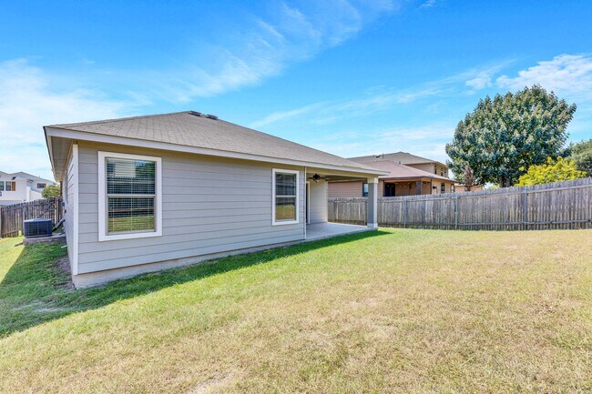 Building Photo - 150 Rummel Dr