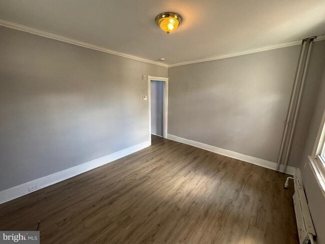 Building Photo - 729 E Haverford Rd