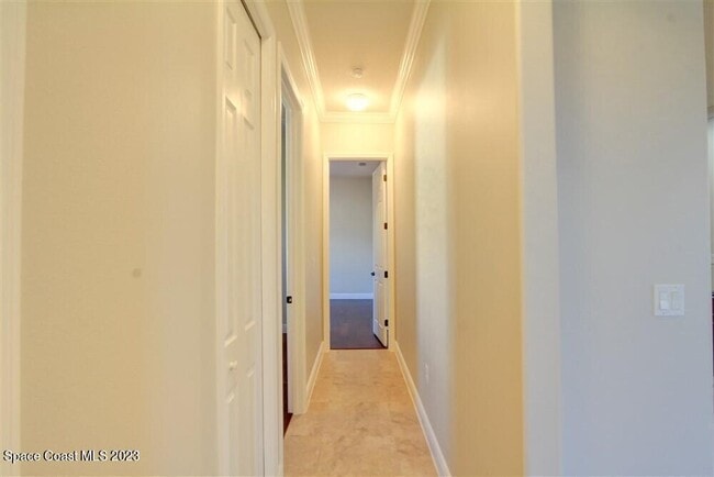 Building Photo - 3381 Thurloe Dr