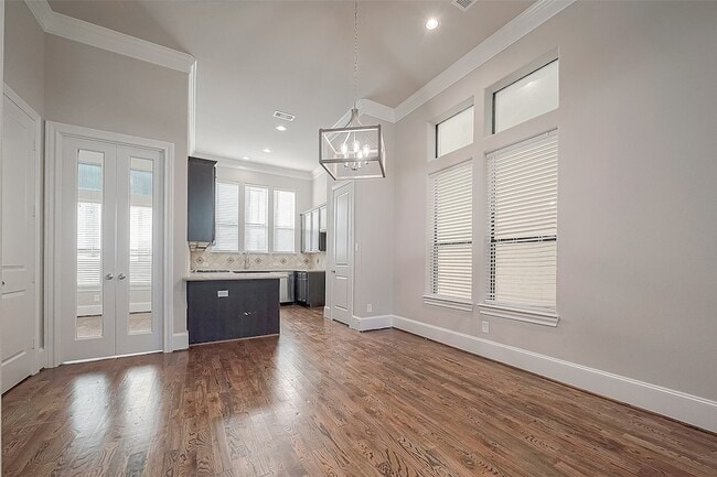 Building Photo - 2634 Texas St