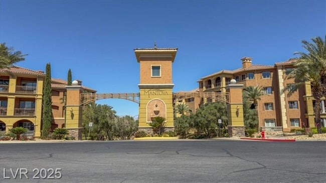 Primary Photo - An Amazing Furnished 3 Bedroom Condo at La...