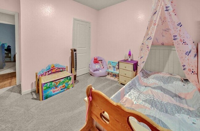 Building Photo - Coming Soon For Rent in Springville!