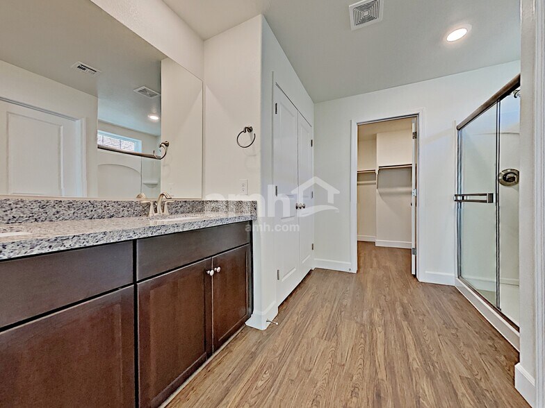 Building Photo - 8116 Inhibition Ct