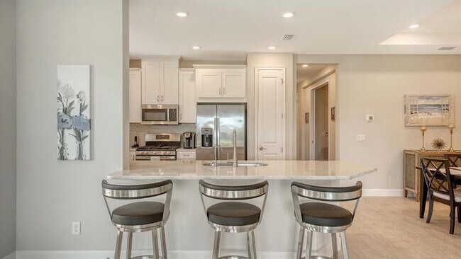 Building Photo - 6209 Plateau Ct