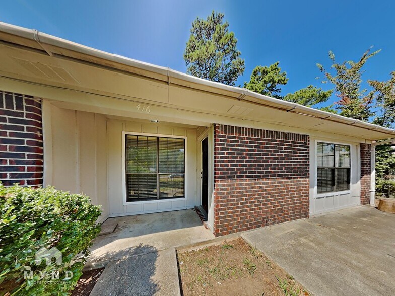 Building Photo - 416 Carroll Ave