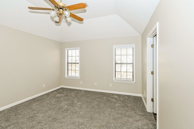 Building Photo - 7764 Shadow Glen Ln