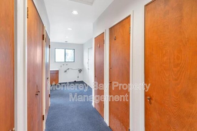 Building Photo - 81 Corona Rd