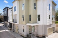 Building Photo - 509 E Violets Cv Ln