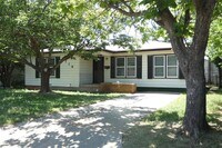 Building Photo - COMING SOON!!! Schedule your tour for January 29th and 30th!