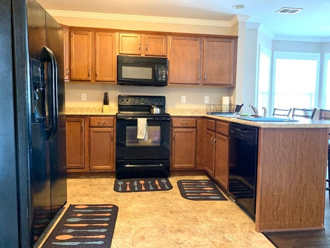 Building Photo - 337 Sam Houston Cir