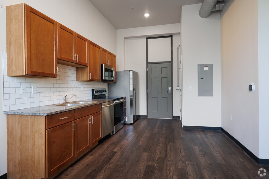 Studio - 648SF - Kitchen - Lyon School Apartments