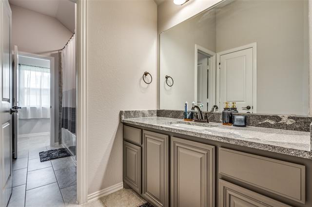 Building Photo - 1241 Ronald St