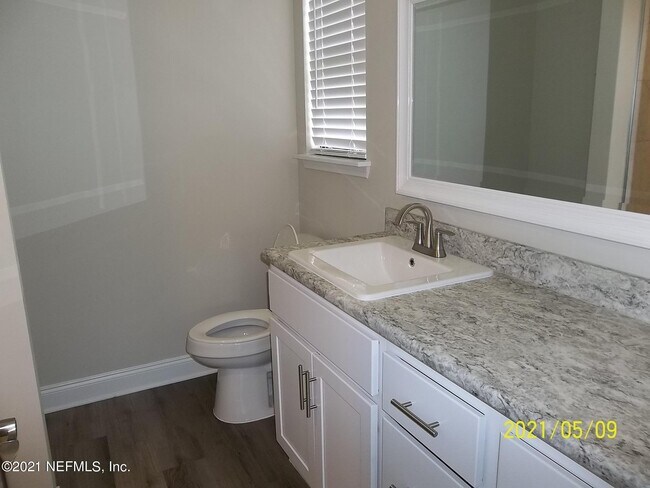 Building Photo - 8072 Kilwinning Ln