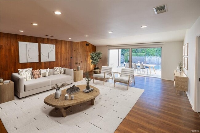 Building Photo - 784 Lockearn St