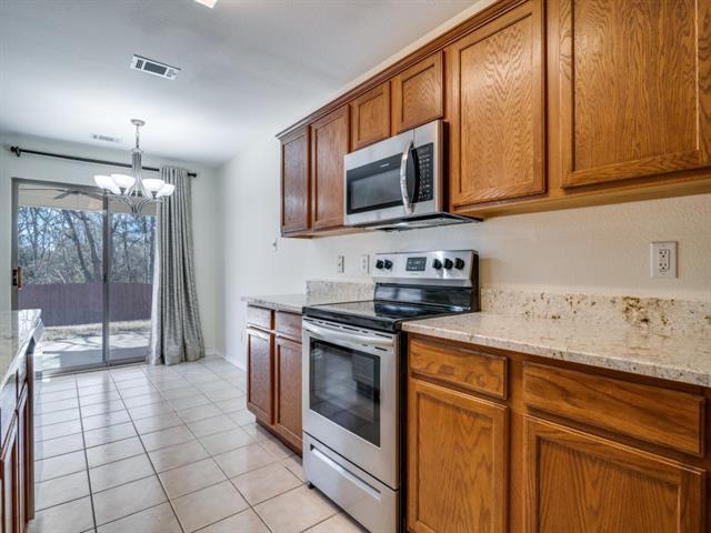 Building Photo - 2056 River Birch Ln