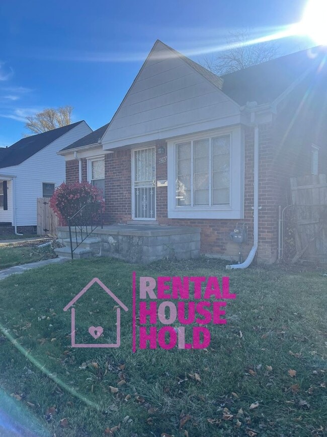 Building Photo - ~ 3 BEDROOM 1 BATH BUNGALOW SECURTIY DEPOSIT SPECIAL ~$500