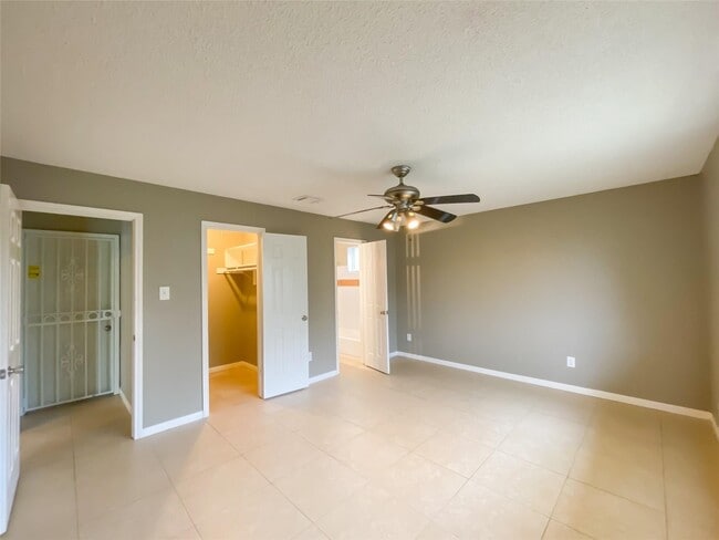 Building Photo - 11514 Fruitwood Dr