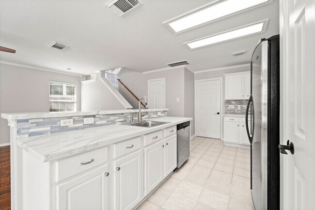 Building Photo - 26 Musgrove Pl