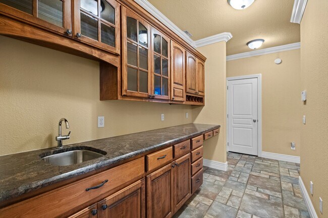 Building Photo - 3907 NE Cadbury Ave