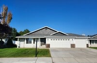 Building Photo - 5811 Austin Ct