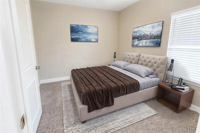 Building Photo - 292 Sunnyside Dr