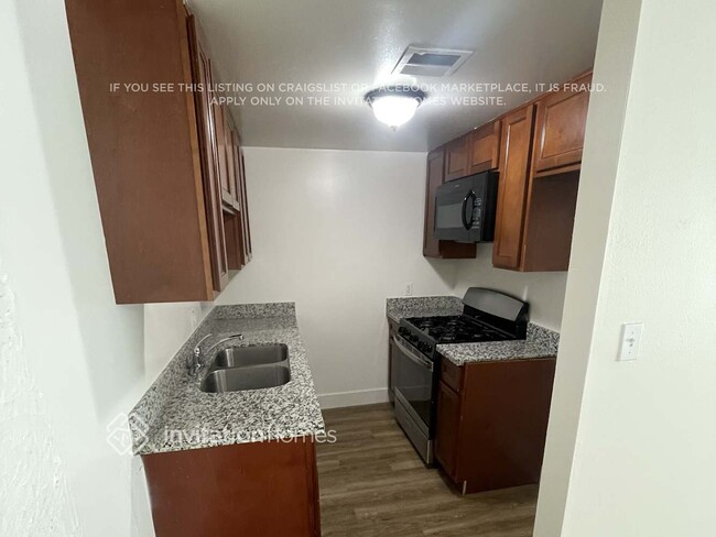 Building Photo - 4915 Douvan Ct
