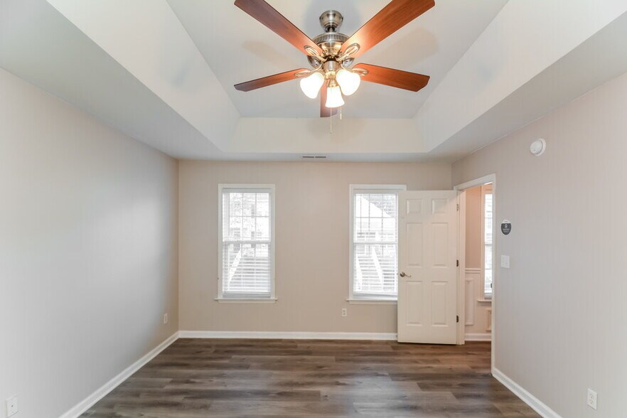 Building Photo - 2348 Sapphire Valley Dr